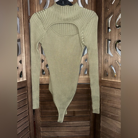 Fashion Nova Sage Ribbed Bodysuit - Picture 9 of 16